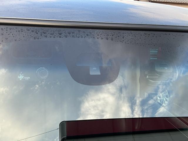 Ｎ－ＢＯＸカスタム Ｇ・ターボＬパッケージ　純正８インチナビＴＶ・ドライブレコーダー・Ｂｌｕｅｔｏｏｔｈ・バックカメラ・ワンオーナー車　ＡＵＴＯエアコン　地デジテレビ　Ｂカメ　禁煙　サイドカーテンエアバック　ワンオナ　盗難警報装置　横滑防止装置（17枚目）