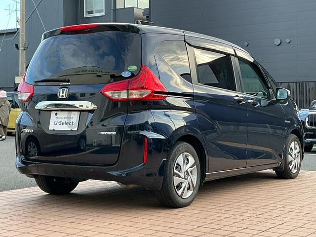フリードハイブリッド ハイブリッド・Ｇホンダセンシング　９インチナビＴＶ・Ｃパッケージ・前後ドライブレコーダー・Ｂｌｕｅｔｏｏｔｈ・バックカメラ・ワンオーナー車　軽減ブレーキ　キーフリーシステム　Ｂｌｕｅｔｏｏｔｈ音楽　ミュージックプレイヤー接続可　記録簿（29枚目）