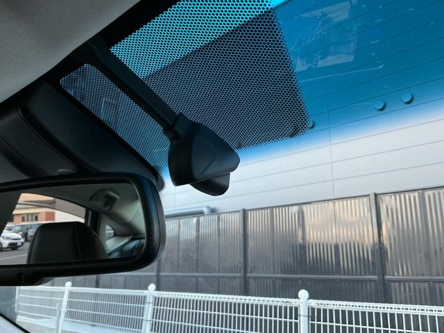 �h���C�u���R�[�_�[������f���Ɖ������L�^���Ă����h���C�u���R�[�_�[�́A���̂̍ۂɊm���ȏ؋��\�͂𔭊����Ă���܂��B