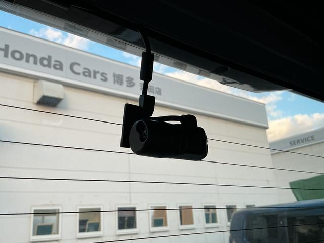 �h���C�u���R�[�_�[������f���Ɖ������L�^���Ă����h���C�u���R�[�_�[�́A���̂̍ۂɊm���ȏ؋��\�͂𔭊����Ă���܂��B