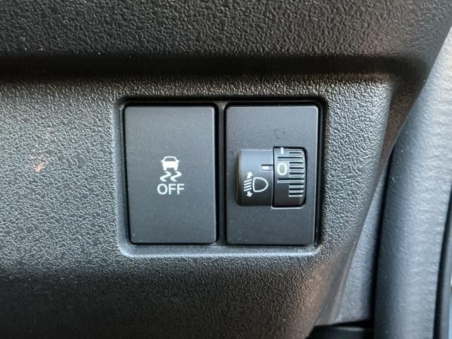 �X�y�A�L�[�t���c