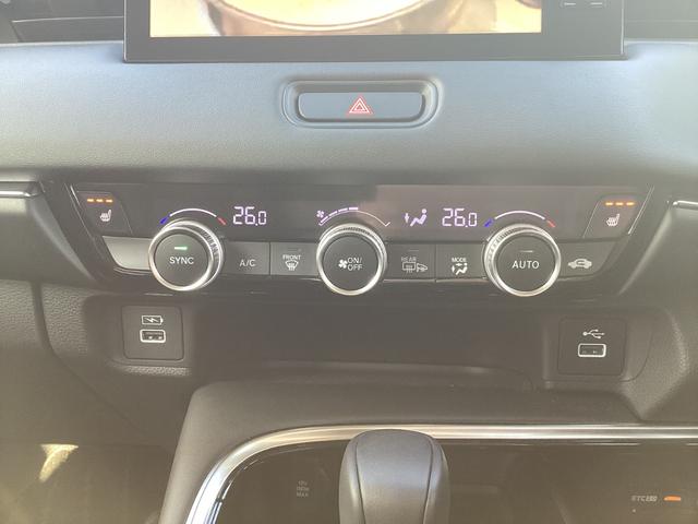 ヴェゼル ｅ：ＨＥＶＺ　純正９インチコネクトナビＴＶ・マルチビューカメラ・前後ドライブレコーダー・ステアリングヒーター・Ｂｌｕｅｔｏｏｔｈ・ワンオーナー車　地上デジタル　ＵＳＢ入力　ハンズフリーテールゲート　ワンオーナ－（18枚目）