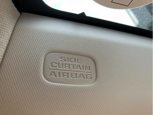 �������̎��ԂɁA�m���Ȕ������B���ʏՓˎ��A�Z���T�[���Ռ������m����ƃX�s�[�f�B�[�ɓW�J���A����ی쐫�\�����߂�G�A�o�b�O��S�^�C�v�W�������B