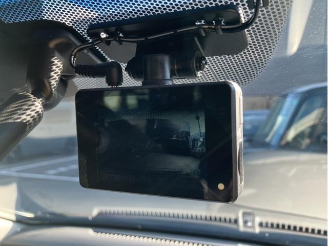 �h���C�u���R�[�_�[������f���Ɖ������L�^���Ă����h���C�u���R�[�_�[�́A���̂̍ۂɊm���ȏ؋��\�͂𔭊����Ă���܂��B