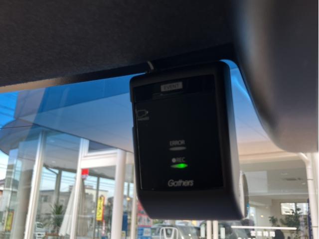 �h���C�u���R�[�_�[������f���Ɖ������L�^���Ă����h���C�u���R�[�_�[�́A���̂̍ۂɊm���ȏ؋��\�͂𔭊����Ă���܂��B