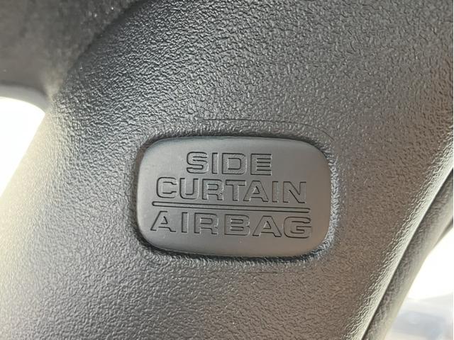 �������̎��ԂɁA�m���Ȕ������B���ʏՓˎ��A�Z���T�[���Ռ������m����ƃX�s�[�f�B�[�ɓW�J���A����ی쐫�\�����߂�G�A�o�b�O��S�^�C�v�W�������B