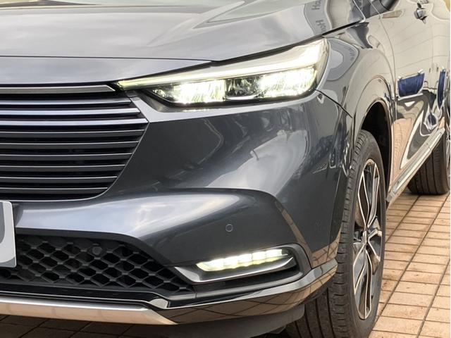 ヴェゼル ｅ：ＨＥＶＺ　純正９インチコネクトナビＴＶ・オプションシート・前後ドライブレコーダー・Ｂｌｕｅｔｏｏｔｈ・ワンオーナー車　地上デジタル　車線逸脱警告　ＵＳＢ入力　ワンオーナ－　シートＨ　サイドエアＢ　禁煙車両　半革（17枚目）