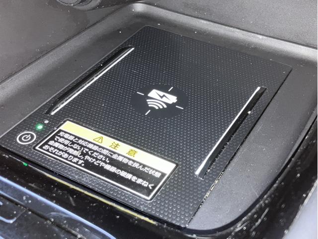 ヴェゼル ｅ：ＨＥＶＺ　純正９インチコネクトナビＴＶ・オプションシート・前後ドライブレコーダー・Ｂｌｕｅｔｏｏｔｈ・ワンオーナー車　地上デジタル　車線逸脱警告　ＵＳＢ入力　ワンオーナ－　シートＨ　サイドエアＢ　禁煙車両　半革（26枚目）