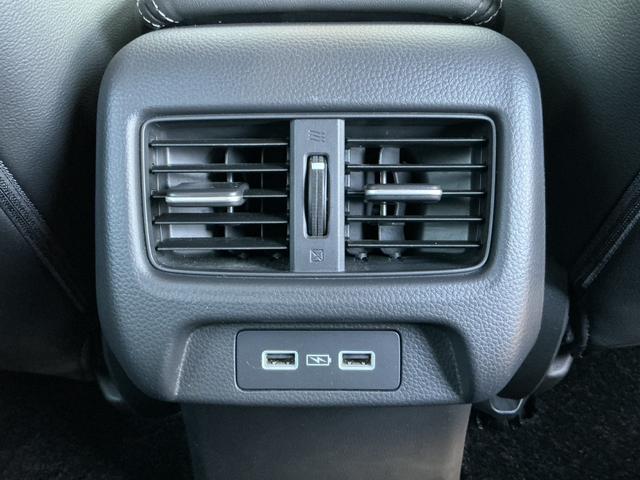 �㕔���Ȃɂ����ꂵ���G�A�R�������o�����𑕔��B���E���ꂼ�ꐁ���o�������𒲐��ł��āA�N�����K�ɉ߂����܂��B