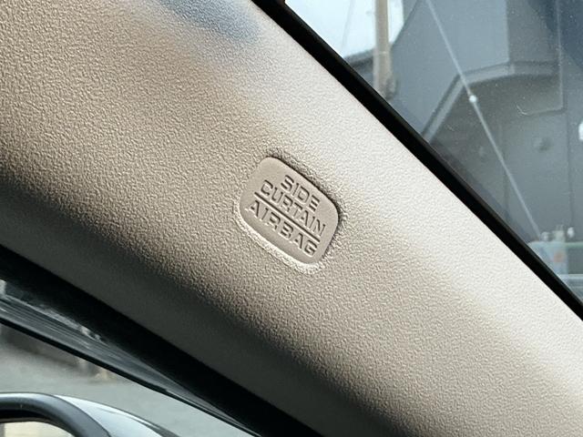 �������̎��ԂɁA�m���Ȕ������B���ʏՓˎ��A�Z���T�[���Ռ������m����ƃX�s�[�f�B�[�ɓW�J���A����ی쐫�\�����߂�G�A�o�b�O��S�^�C�v�W�������B