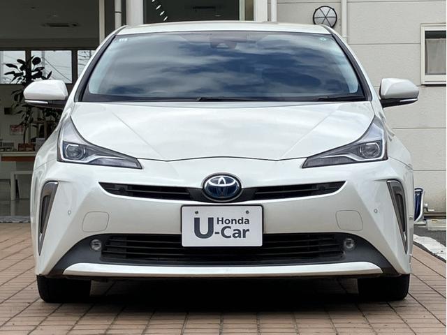 プリウス Ｓツーリングセレクション　純正８インチナビＴＶ・ドライブレコーダー・Ｂｌｕｅｔｏｏｔｈ・ワンオーナー車　Ｓキー　Ｂｌｕｅｔｏｏｔｈオーディオ　シートＨ　メディアプレイヤー接続　電格ミラー　バックガイドモニター　地デジ　アイスト（2枚目）