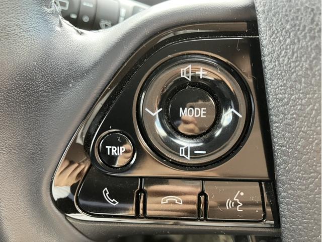 プリウス Ｓツーリングセレクション　純正８インチナビＴＶ・ドライブレコーダー・Ｂｌｕｅｔｏｏｔｈ・ワンオーナー車　Ｓキー　Ｂｌｕｅｔｏｏｔｈオーディオ　シートＨ　メディアプレイヤー接続　電格ミラー　バックガイドモニター　地デジ　アイスト（11枚目）