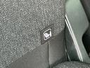 ISOFIX(後部座席)両サイド。小さなお子様のチャイルドシートを安心に取り付けできます☆