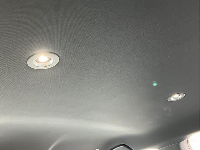 �㕔���Ȃ̃��C�g���^�b�`���邾���œ_�����܂���