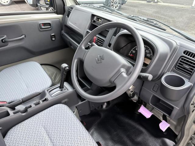 キャリイトラック ＫＣエアコン・パワステ　軽トラック　２ＷＤ　４ＡＴ　三方開　クリアランスソナー　レーンアシスト　キーレスエントリー　アイドリングストップ　オートライト　ＥＳＣ　エアコン　パワーウィンドウ　運転席エアバッグ（2枚目）