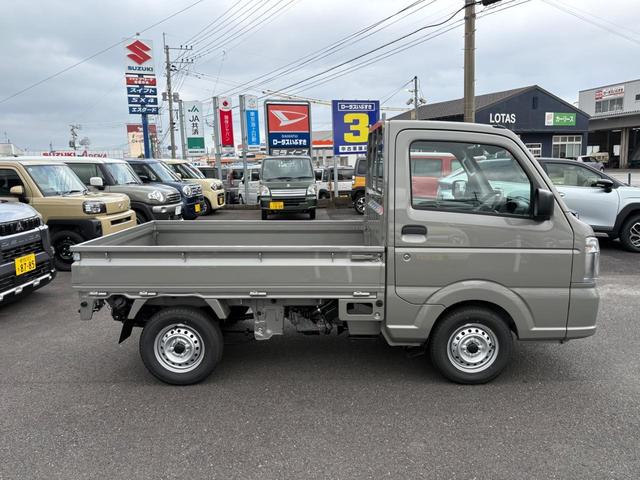 キャリイトラック ＫＣエアコン・パワステ　軽トラック　２ＷＤ　４ＡＴ　三方開　クリアランスソナー　レーンアシスト　キーレスエントリー　アイドリングストップ　オートライト　ＥＳＣ　エアコン　パワーウィンドウ　運転席エアバッグ（6枚目）