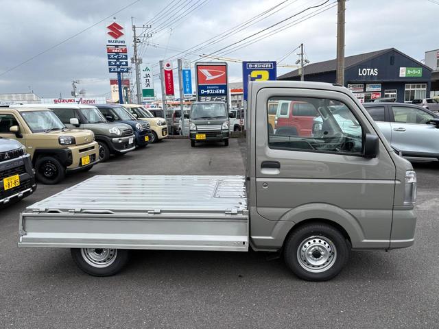 キャリイトラック ＫＣエアコン・パワステ　軽トラック　２ＷＤ　４ＡＴ　三方開　クリアランスソナー　レーンアシスト　キーレスエントリー　アイドリングストップ　オートライト　ＥＳＣ　エアコン　パワーウィンドウ　運転席エアバッグ（18枚目）