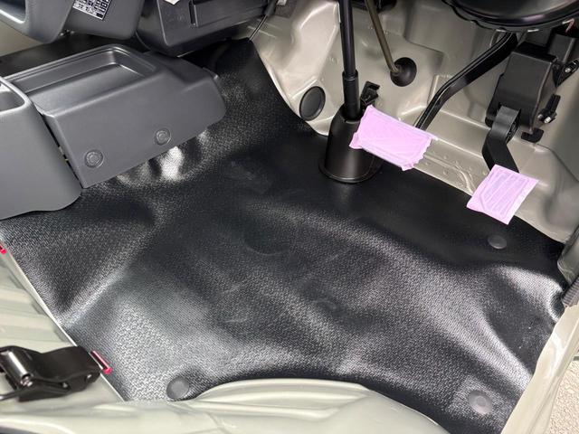 キャリイトラック ＫＣエアコン・パワステ　軽トラック　２ＷＤ　４ＡＴ　三方開　クリアランスソナー　レーンアシスト　キーレスエントリー　アイドリングストップ　オートライト　ＥＳＣ　エアコン　パワーウィンドウ　運転席エアバッグ（27枚目）