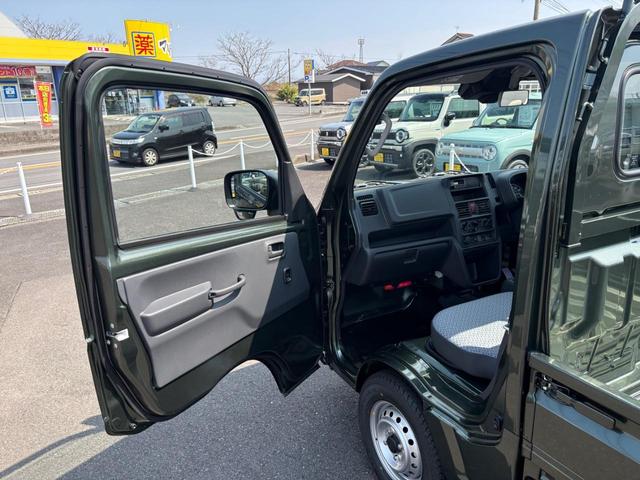 キャリイトラック ＫＣエアコン・パワステ　５ＭＴ　２ＷＤ　衝突被害軽減システム　クリアランスソナー　レーンアシスト　キーレスエントリー　アイドリングストップ　オートライト　ＥＳＣ　エアコン　パワーステアリング　パワーウィンドウ（36枚目）