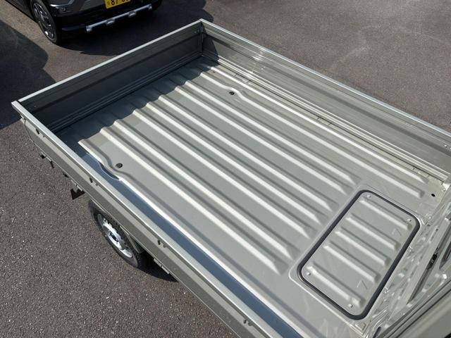 キャリイトラック ＫＣエアコン・パワステ　５ＭＴ　２ＷＤ　衝突被害軽減システム　クリアランスソナー　レーンアシスト　キーレスエントリー　アイドリングストップ　オートライト　ＥＳＣ　エアコン　パワーステアリング　パワーウィンドウ（14枚目）