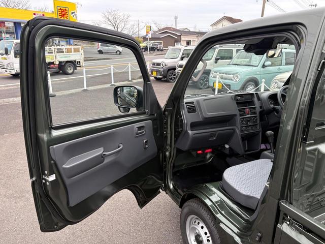 キャリイトラック ＫＣエアコン・パワステ　４ＡＴ　２ＷＤ　衝突被害軽減システム　クリアランスソナー　レーンアシスト　キーレスエントリー　アイドリングストップ　オートライト　ＥＳＣ　エアコン　パワーステアリング　パワーウィンドウ（35枚目）