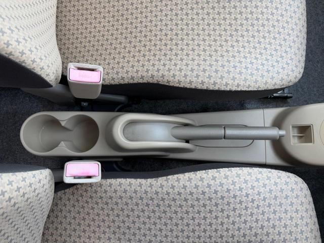 キャロル ＧＳ　車検２年　キーレスエントリー　電動格納ミラー　ＡＴ　盗難防止システム　ＡＢＳ　ＣＤ　衝突安全ボディ　エアコン　パワーステアリング　パワーウィンドウ（24枚目）
