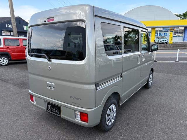 エブリイ ジョインターボ　２ＷＤ　ＣＶＴ　バックカメラ　ディスプレイオーディオ　両側スライドドア　クリアランスソナー　レーンアシスト　　オートライト　ＬＥＤヘッドランプ　スマートキー　電動格納ミラー　シートヒーター（3枚目）