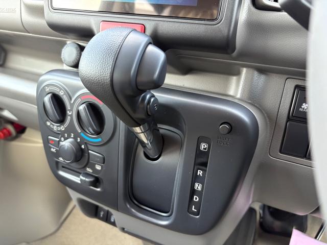 エブリイ ジョインターボ　２ＷＤ　ＣＶＴ　バックカメラ　ディスプレイオーディオ　両側スライドドア　クリアランスソナー　レーンアシスト　　オートライト　ＬＥＤヘッドランプ　スマートキー　電動格納ミラー　シートヒーター（26枚目）