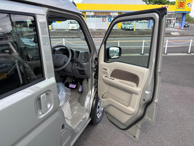 エブリイ ジョインターボ　２ＷＤ　ＣＶＴ　バックカメラ　ディスプレイオーディオ　両側スライドドア　クリアランスソナー　レーンアシスト　　オートライト　ＬＥＤヘッドランプ　スマートキー　電動格納ミラー　シートヒーター（28枚目）