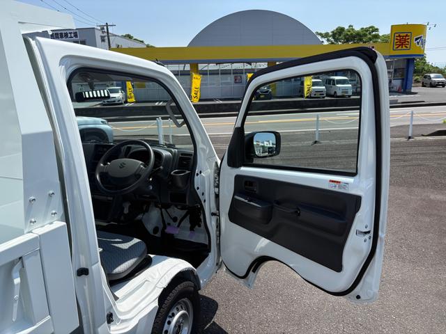 キャリイトラック 　頑丈ダンプ　４ＷＤ　ＡＴ　クリアランスソナー　キーレスエントリー　オートライト　ＥＳＣ　エアコン　パワーウィンドウ　運転席エアバッグ　助手席エアバッグ（20枚目）