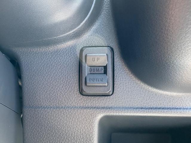 キャリイトラック 頑丈ダンプ　４ＷＤ　ＡＴ　ダンプ　軽トラック　クリアランスソナー　キーレスエントリー　オートライト　ＥＳＣ　エアコン　パワーウィンドウ　運転席エアバッグ　助手席エアバッグ（32枚目）