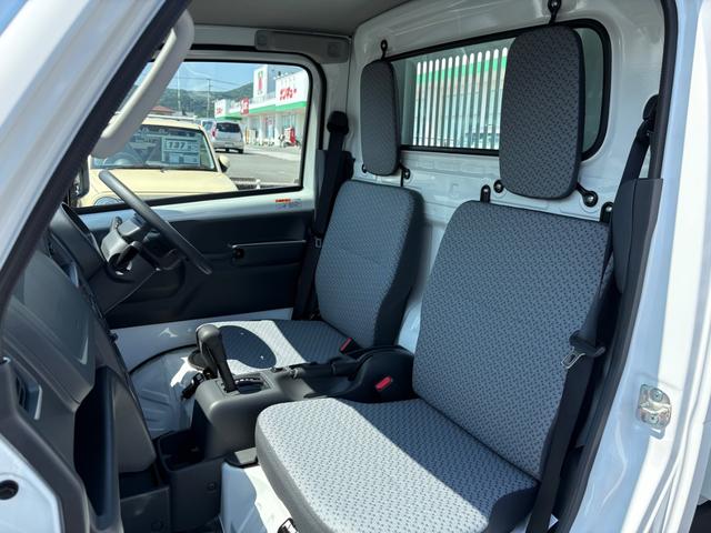 キャリイトラック 頑丈ダンプ　４ＷＤ　ＡＴ　ダンプ　軽トラック　クリアランスソナー　キーレスエントリー　オートライト　ＥＳＣ　エアコン　パワーウィンドウ　運転席エアバッグ　助手席エアバッグ（43枚目）