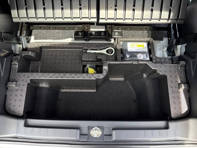 ムーヴ Ｘ　バックカメラ　両側スライド・片側電動　クリアランスソナー　衝突被害軽減システム　オートライト　スマートキー　アイドリングストップ　電動格納ミラー　ベンチシート　ＣＶＴ　ＥＳＣ　エアコン（39枚目）