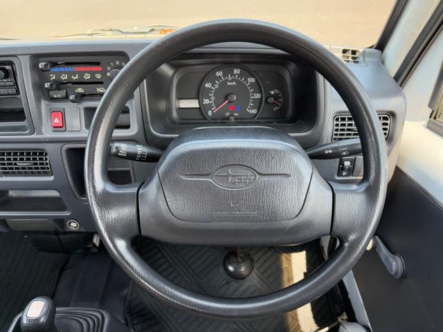 サンバートラック ＴＢ　４ＷＤ　ＭＴ　エアコン　運転席エアバッグ（23枚目）