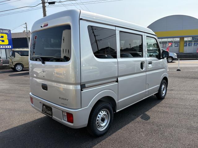 エブリイ ＰＡ　４ＷＤ　ＡＴ　クリアランスソナー　両側スライドドア　アイドリングストップ　オートライト　エアコン　パワーステアリング　運転席エアバッグ　助手席エアバッグ（3枚目）