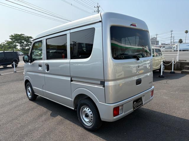 エブリイ ＰＡ　４ＷＤ　ＡＴ　クリアランスソナー　両側スライドドア　アイドリングストップ　オートライト　エアコン　パワーステアリング　運転席エアバッグ　助手席エアバッグ（8枚目）