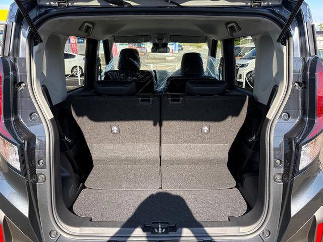 ムーヴ Ｇ　両側スライド・片側電動　クリアランスソナー　衝突被害軽減システム　オートライト　ＬＥＤヘッドランプ　スマートキー　アイドリングストップ　電動格納ミラー　ベンチシート　ＣＶＴ　盗難防止システム　ＡＢＳ（40枚目）