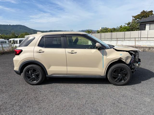 ライズ Ｘ　クリアランスソナー　衝突被害軽減システム　ＬＥＤヘッドランプ　アルミホイール　キーレスエントリー　アイドリングストップ　ＣＶＴ　盗難防止システム　衝突安全ボディ　ＡＢＳ　ＥＳＣ　エアコン（6枚目）