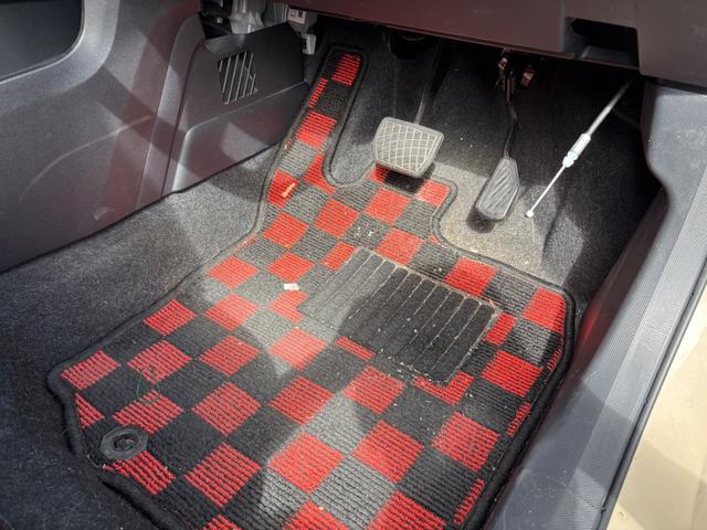 ライズ Ｘ　クリアランスソナー　衝突被害軽減システム　ＬＥＤヘッドランプ　アルミホイール　キーレスエントリー　アイドリングストップ　ＣＶＴ　盗難防止システム　衝突安全ボディ　ＡＢＳ　ＥＳＣ　エアコン（21枚目）