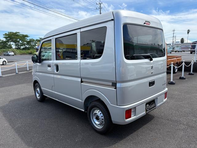 エブリイ ＰＡリミテッド　４ＷＤ　ＣＶＴ　衝突被害軽減システム　クリアランスソナー　レーンアシスト　両側スライドドア　キーレスエントリー　アイドリングストップ　オートライト　盗難防止システム　ＡＢＳ　ＥＳＣ　エアコン（8枚目）