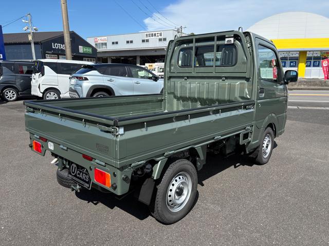 キャリイトラック ＫＣエアコン・パワステ農繁仕様　４ＷＤ　５ＭＴ　軽トラック　クリアランスソナー　キーレスエントリー　アイドリングストップ　オートライト　ＥＳＣ　エアコン　パワーウィンドウ　運転席エアバッグ　助手席エアバッグ（3枚目）