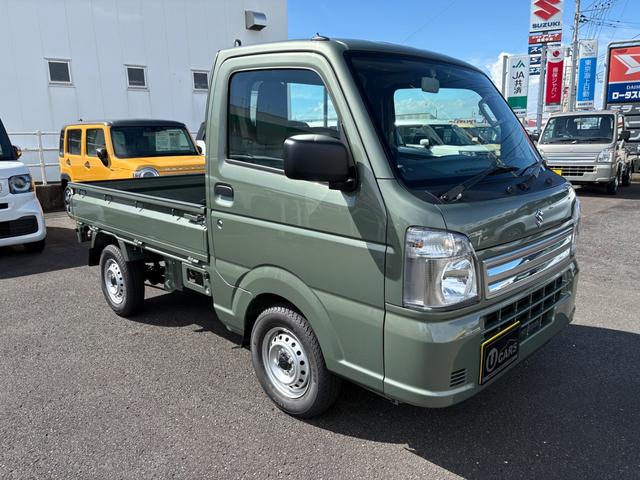 キャリイトラック ＫＣエアコン・パワステ農繁仕様　４ＷＤ　５ＭＴ　軽トラック　クリアランスソナー　キーレスエントリー　アイドリングストップ　オートライト　ＥＳＣ　エアコン　パワーウィンドウ　運転席エアバッグ　助手席エアバッグ（5枚目）