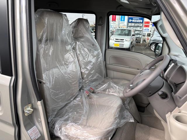 エブリイワゴン ＰＺターボスペシャル　４ＷＤ　ＣＶＴ　ハイルーフ　オートステップ　両側電動スライドドア　クリアランスソナー　レーンアシスト　オートライト　ＬＥＤヘッドランプ　スマートキー　電動格納ミラー　シートヒーター（15枚目）