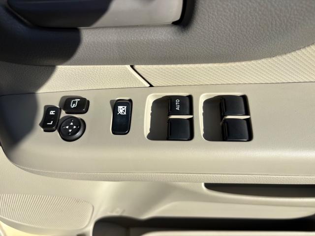 スペーシア Ｇ　車検２年　スマートキー　アイドリングストップ　電動格納ミラー　シートヒーター　ベンチシート　ＣＶＴ　盗難防止システム　ＡＢＳ　ＣＤ　ＵＳＢ　ミュージックプレイヤー接続可　Ｂｌｕｅｔｏｏｔｈ（13枚目）