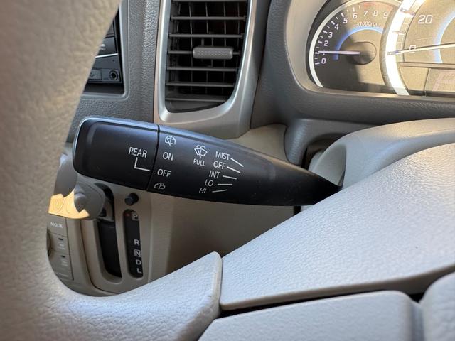 スペーシア Ｇ　車検２年　スマートキー　アイドリングストップ　電動格納ミラー　シートヒーター　ベンチシート　ＣＶＴ　盗難防止システム　ＡＢＳ　ＣＤ　ＵＳＢ　ミュージックプレイヤー接続可　Ｂｌｕｅｔｏｏｔｈ（16枚目）