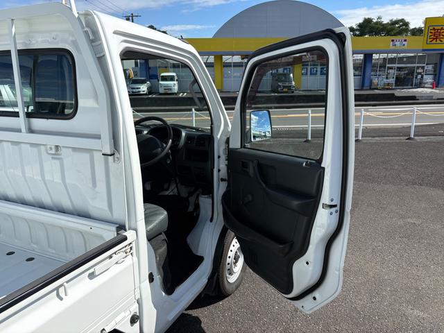 キャリイトラック ＫＣエアコン・パワステ　軽トラック　２ＷＤ　ＡＴ　三方開　エアコン　パワーステアリング（18枚目）