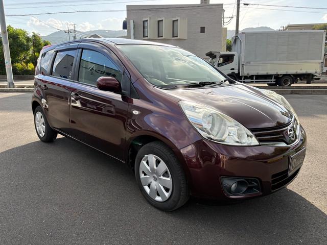 ノート １５Ｘ　ＳＶ　ＥＴＣ　バックカメラ　ナビ　ＴＶ　スマートキー　電動格納ミラー　ＣＶＴ　盗難防止システム　衝突安全ボディ　ＡＢＳ　ＣＤ　ＤＶＤ再生　Ｂｌｕｅｔｏｏｔｈ　エアコン　パワーステアリング　ＭＰ３１１Ｄ－Ａ（5枚目）