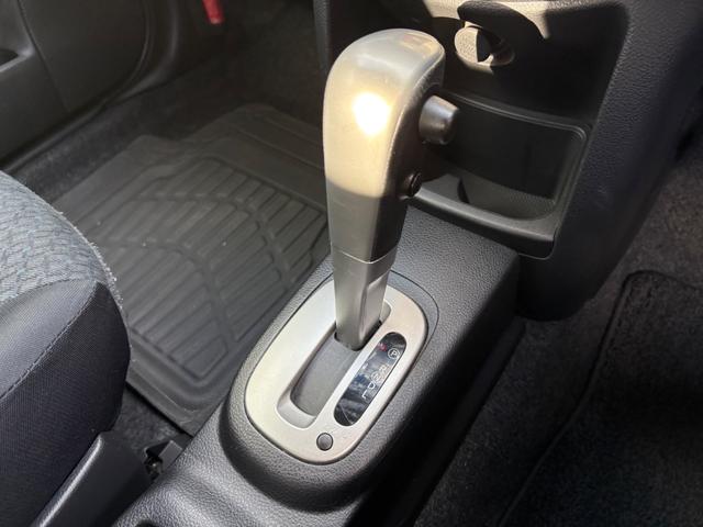 ノート １５Ｘ　ＳＶ　ＥＴＣ　バックカメラ　ナビ　ＴＶ　スマートキー　電動格納ミラー　ＣＶＴ　盗難防止システム　衝突安全ボディ　ＡＢＳ　ＣＤ　ＤＶＤ再生　Ｂｌｕｅｔｏｏｔｈ　エアコン　パワーステアリング　ＭＰ３１１Ｄ－Ａ（27枚目）