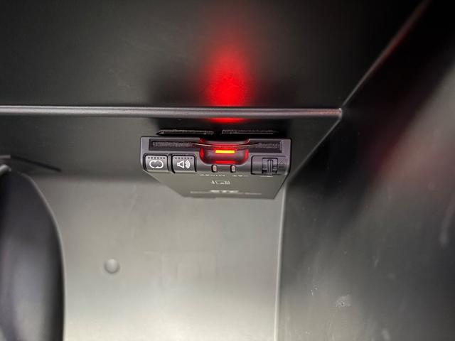 ノート １５Ｘ　ＳＶ　ＥＴＣ　バックカメラ　ナビ　ＴＶ　スマートキー　電動格納ミラー　ＣＶＴ　盗難防止システム　衝突安全ボディ　ＡＢＳ　ＣＤ　ＤＶＤ再生　Ｂｌｕｅｔｏｏｔｈ　エアコン　パワーステアリング　ＭＰ３１１Ｄ－Ａ（30枚目）