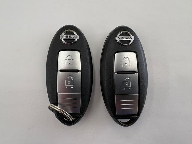 ノート １５Ｘ　ＳＶ　ＥＴＣ　バックカメラ　ナビ　ＴＶ　スマートキー　電動格納ミラー　ＣＶＴ　盗難防止システム　衝突安全ボディ　ＡＢＳ　ＣＤ　ＤＶＤ再生　Ｂｌｕｅｔｏｏｔｈ　エアコン　パワーステアリング　ＭＰ３１１Ｄ－Ａ（54枚目）